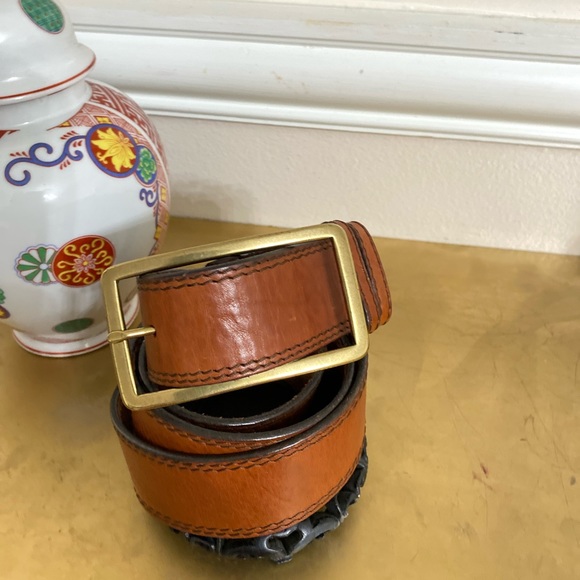 Banana Republic solid brass Buckle Italian Leather belt - Picture 1 of 8